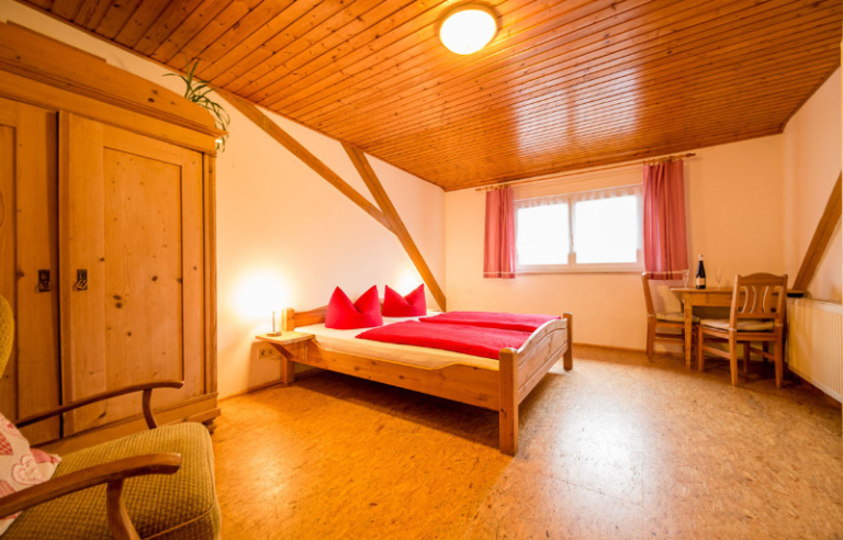Haenfling_Bauernhof_Ferienwohnungen_Weissenohe_010
